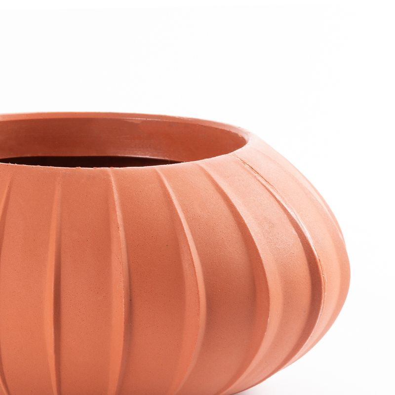 VASO-OVAL-HANAZAKI-P-TERRACOTA-04.jpg