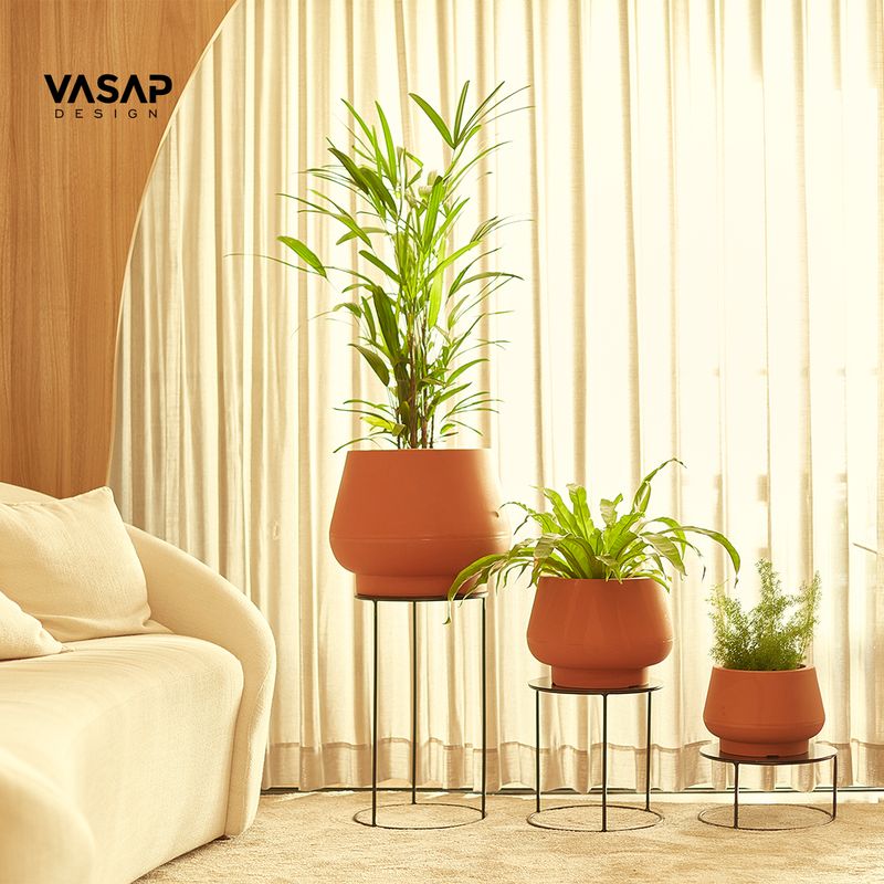 KIT DE 3 VASOS CUMBUCA BOJUDA TERRACOTA E SUPORTES