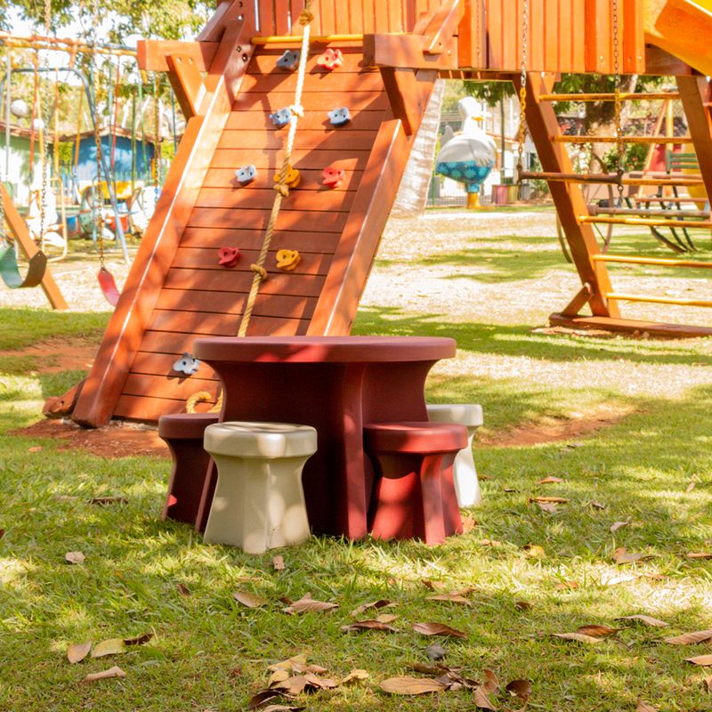 VERMELHO E BRANCO MÁRMORE