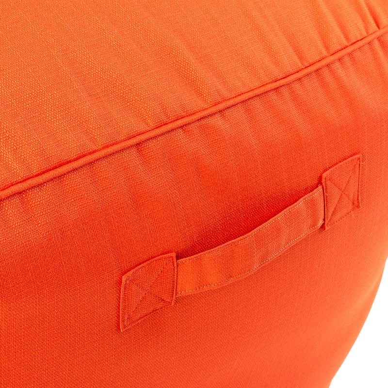 CORAL 1672